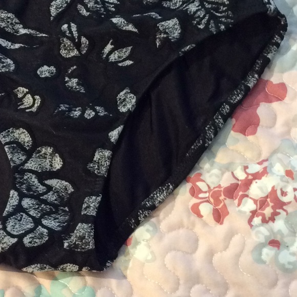 NWOT Gottex control shape deep U back swimwear - Picture 3 of 8